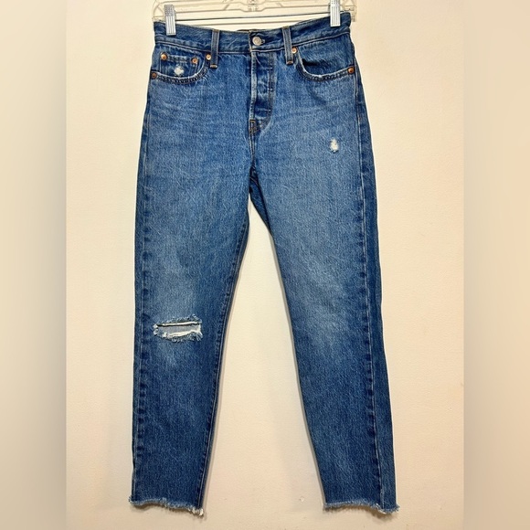 Levi’s Premium Denim Wedgie Button Fly High Rise Distressed Raw Hem Jeans - Picture 4 of 13